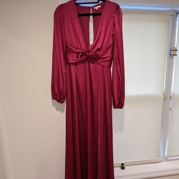 MAGENTA Plunge Neck Deep V maxi dress with slits size small - Picture 4 of 5